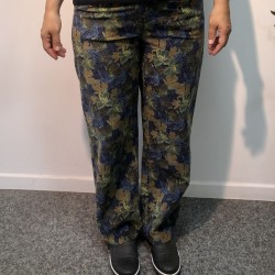 Madness Hose weites Bein navy dark green